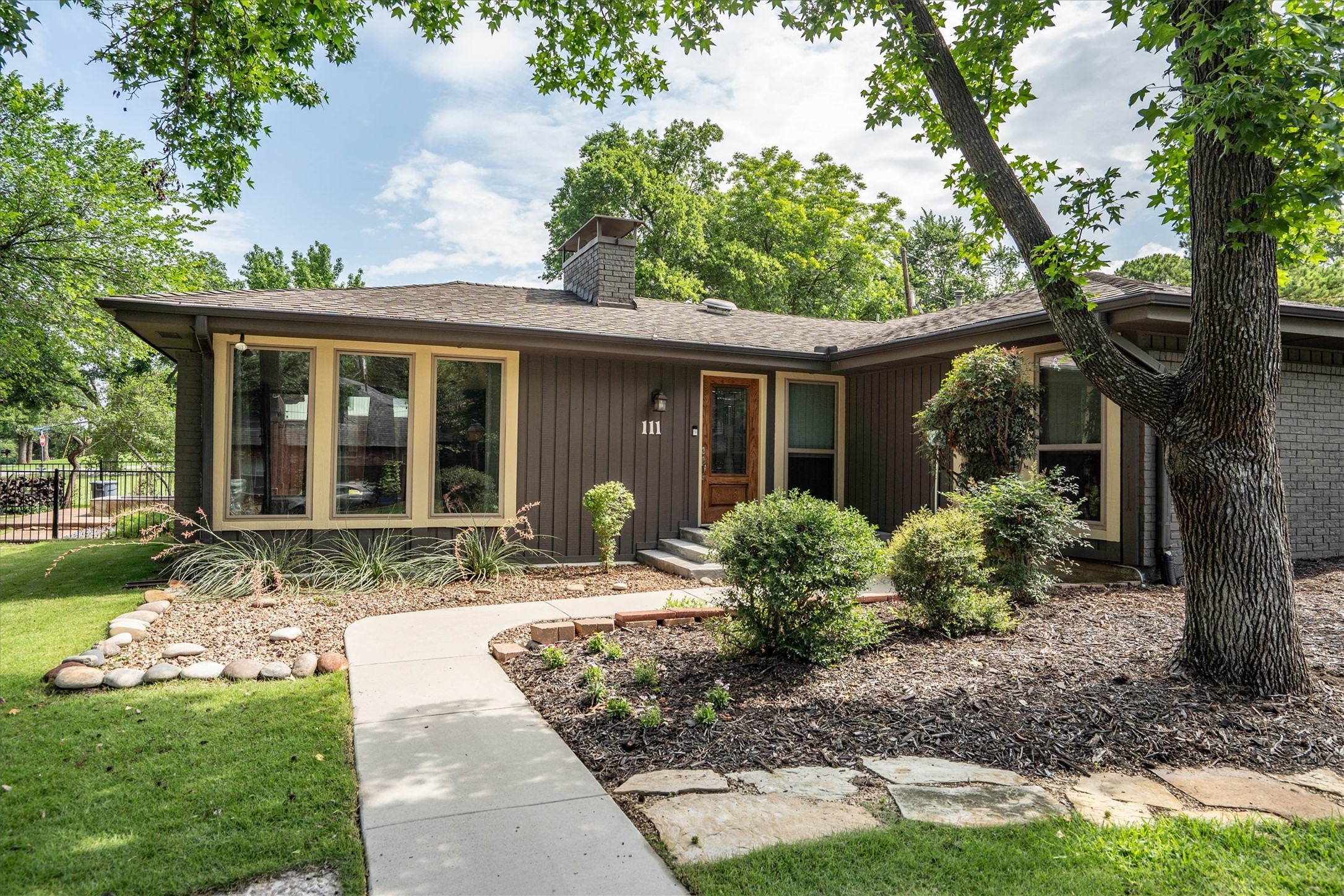 111 N Clearwater Drive Highland Village TX 75077