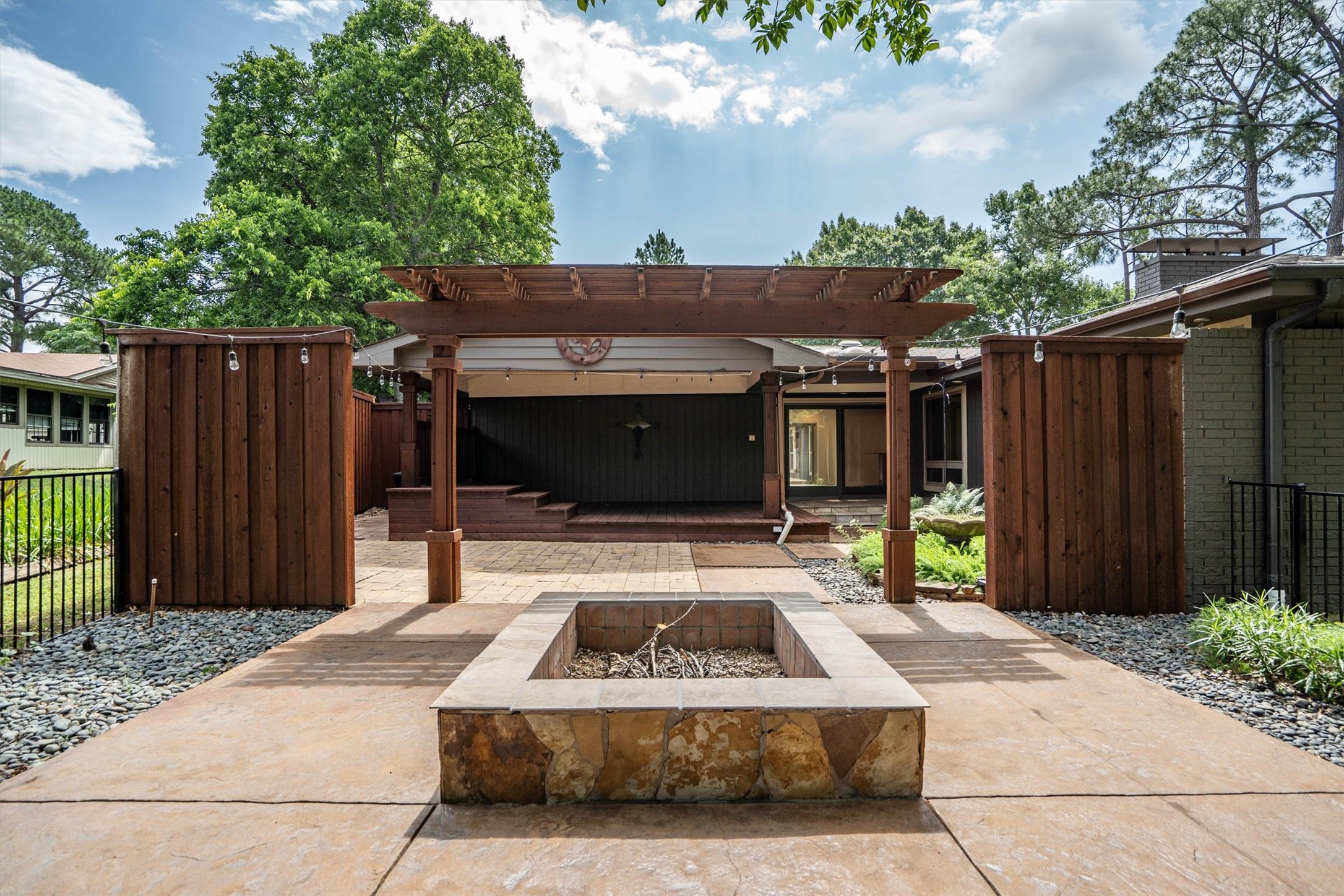 111 N Clearwater Drive Highland Village TX 75077
