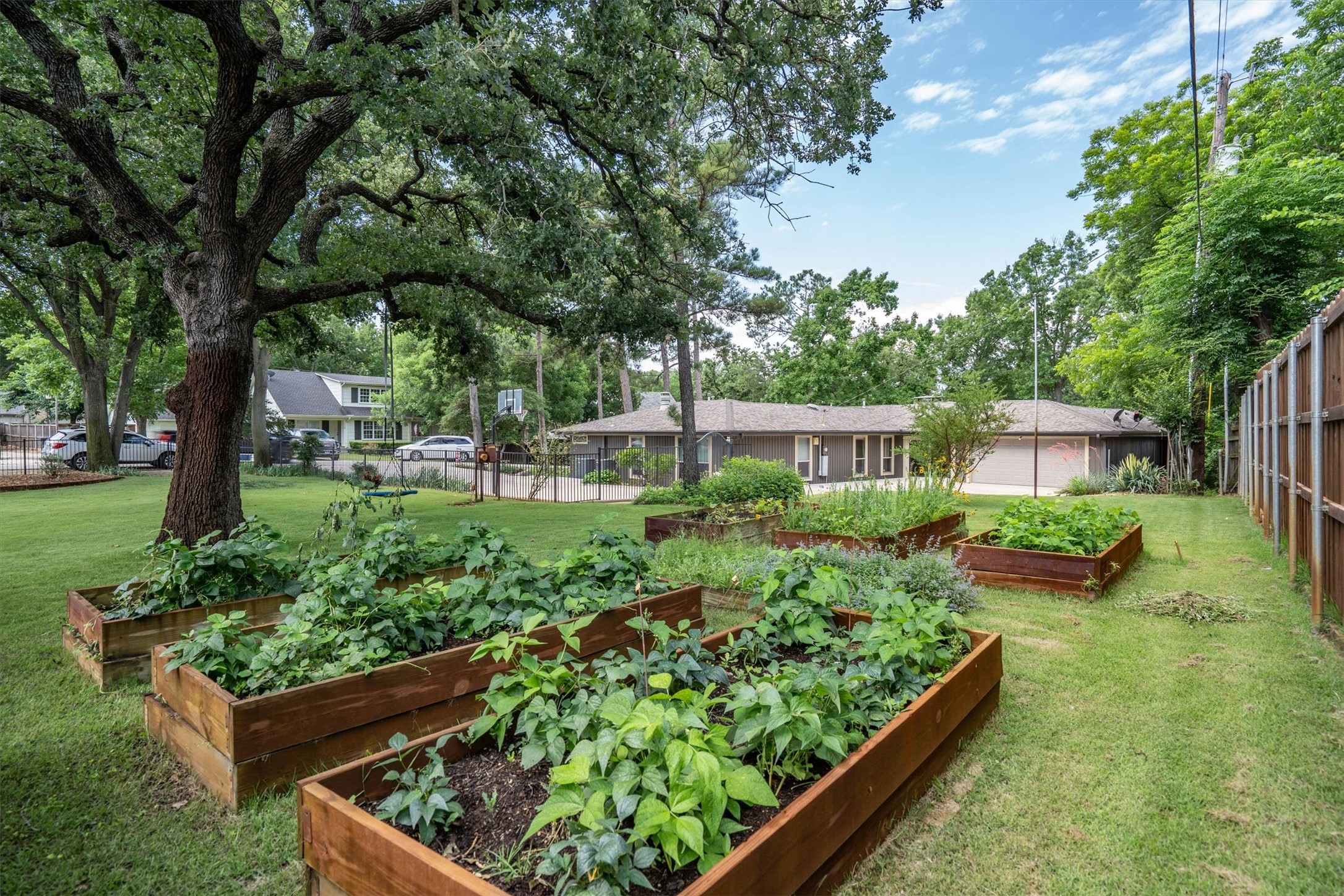 111 N Clearwater Drive Highland Village TX 75077