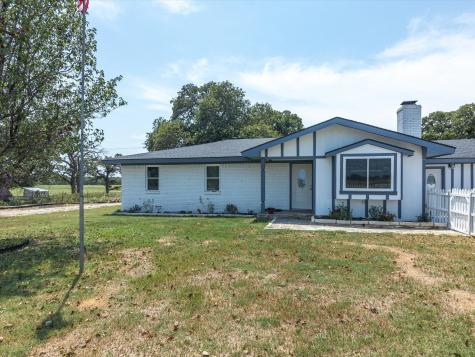 344 County Road 3225 Bridgeport TX 76426