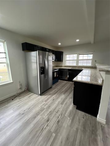 1009 Dawnview Street Arlington TX 76014