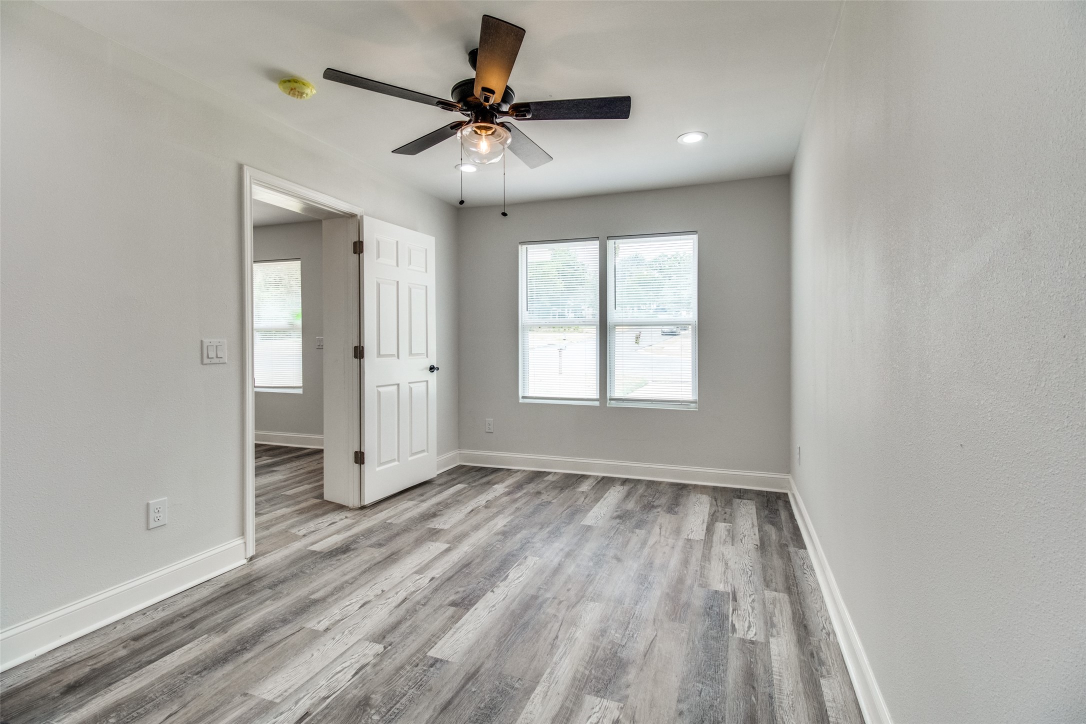 1201 Ridgewood Road Denison TX 75020