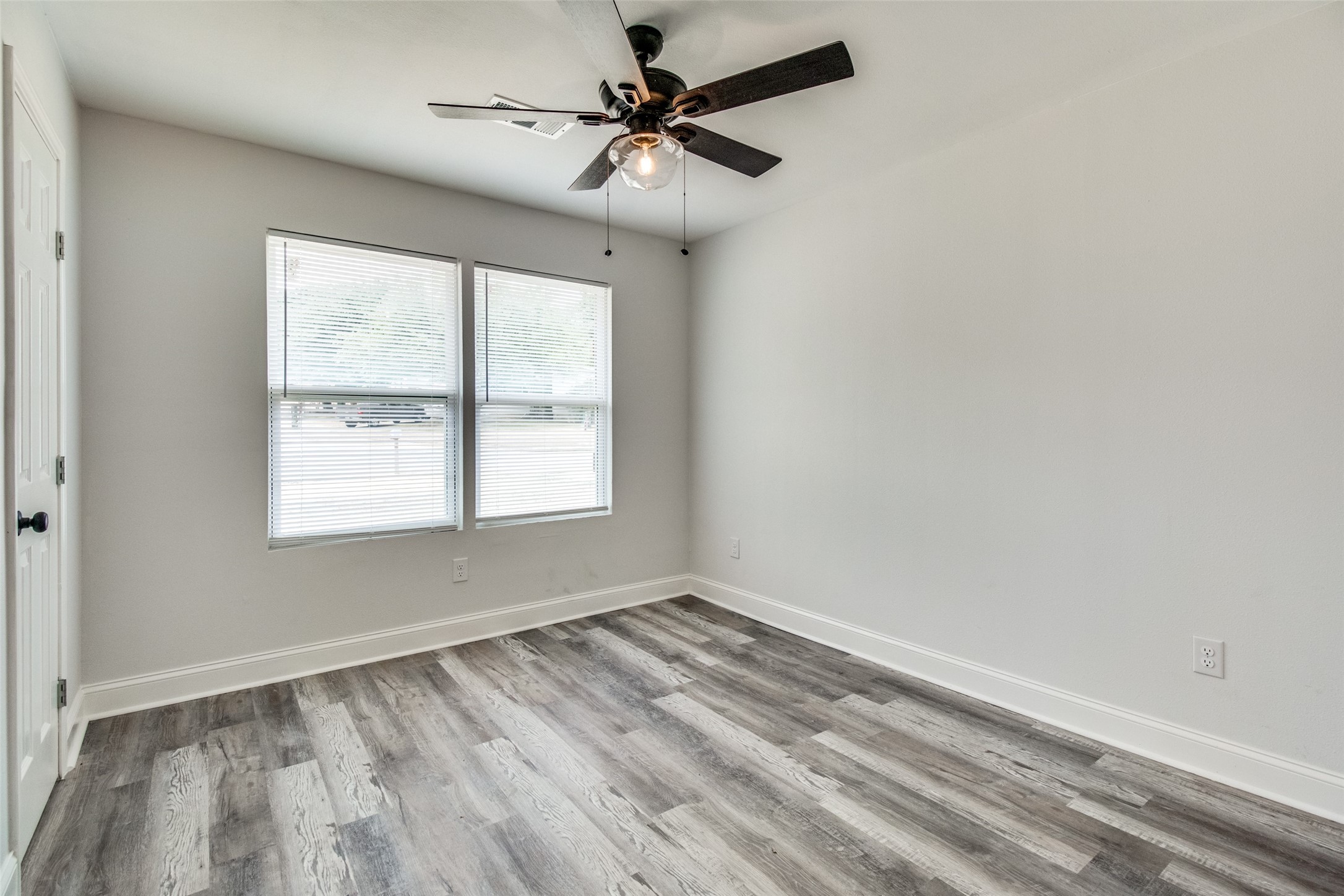 1201 Ridgewood Road Denison TX 75020