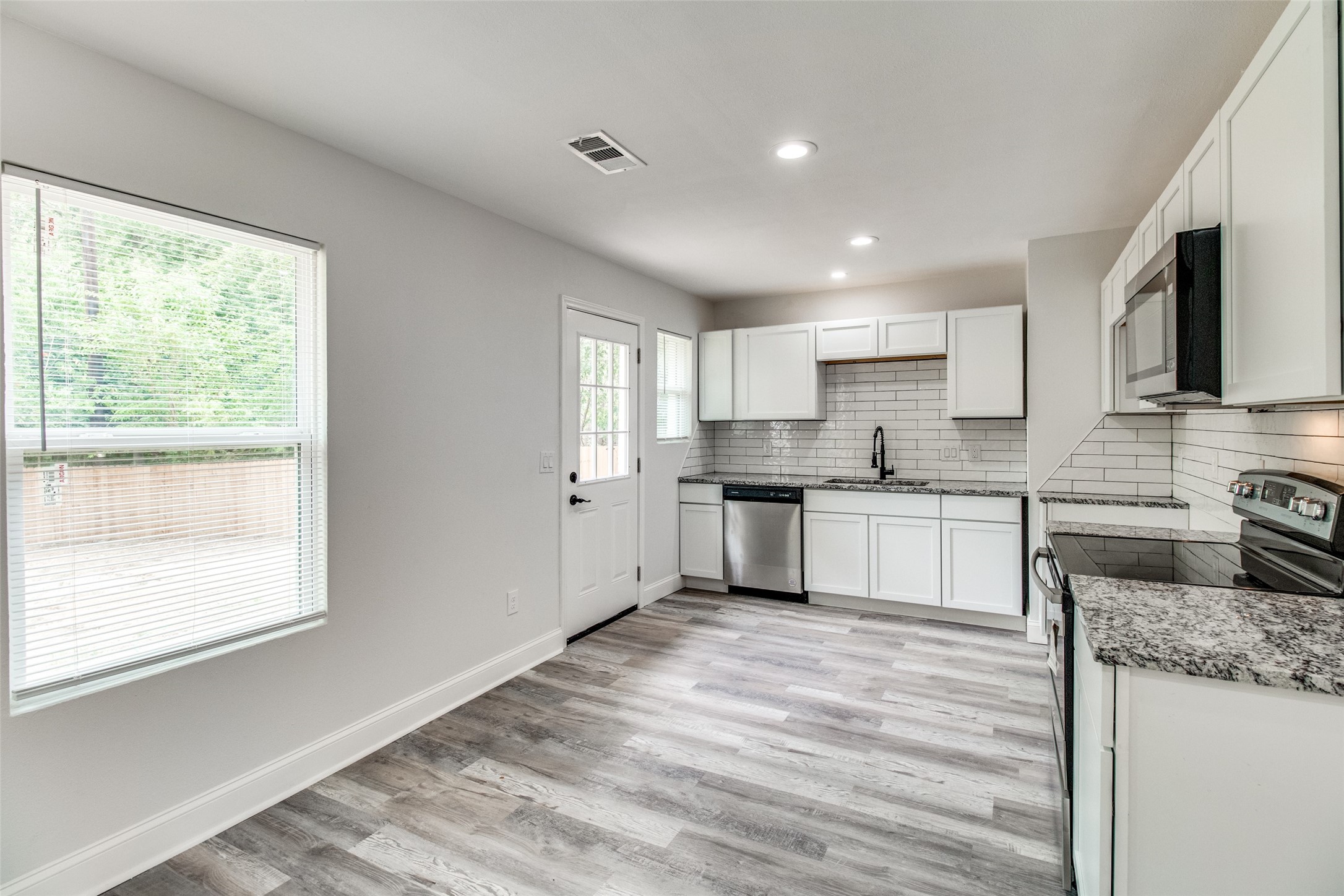1201 Ridgewood Road Denison TX 75020