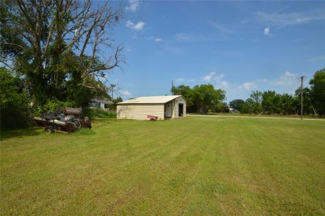 5913 Farm Road 1528 Klondike TX 75448