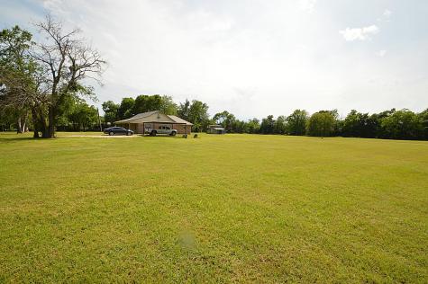 5913 Farm Road 1528 Klondike TX 75448