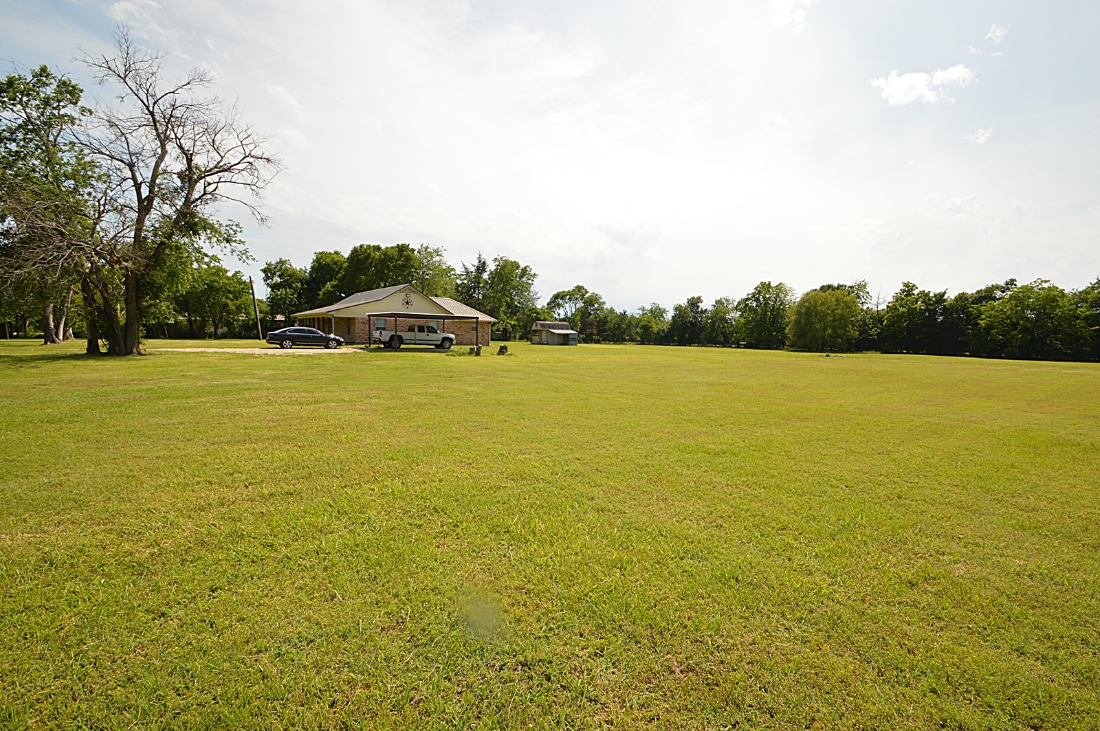5913 Farm Road 1528 Klondike TX 75448