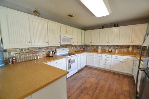 5913 Farm Road 1528 Klondike TX 75448
