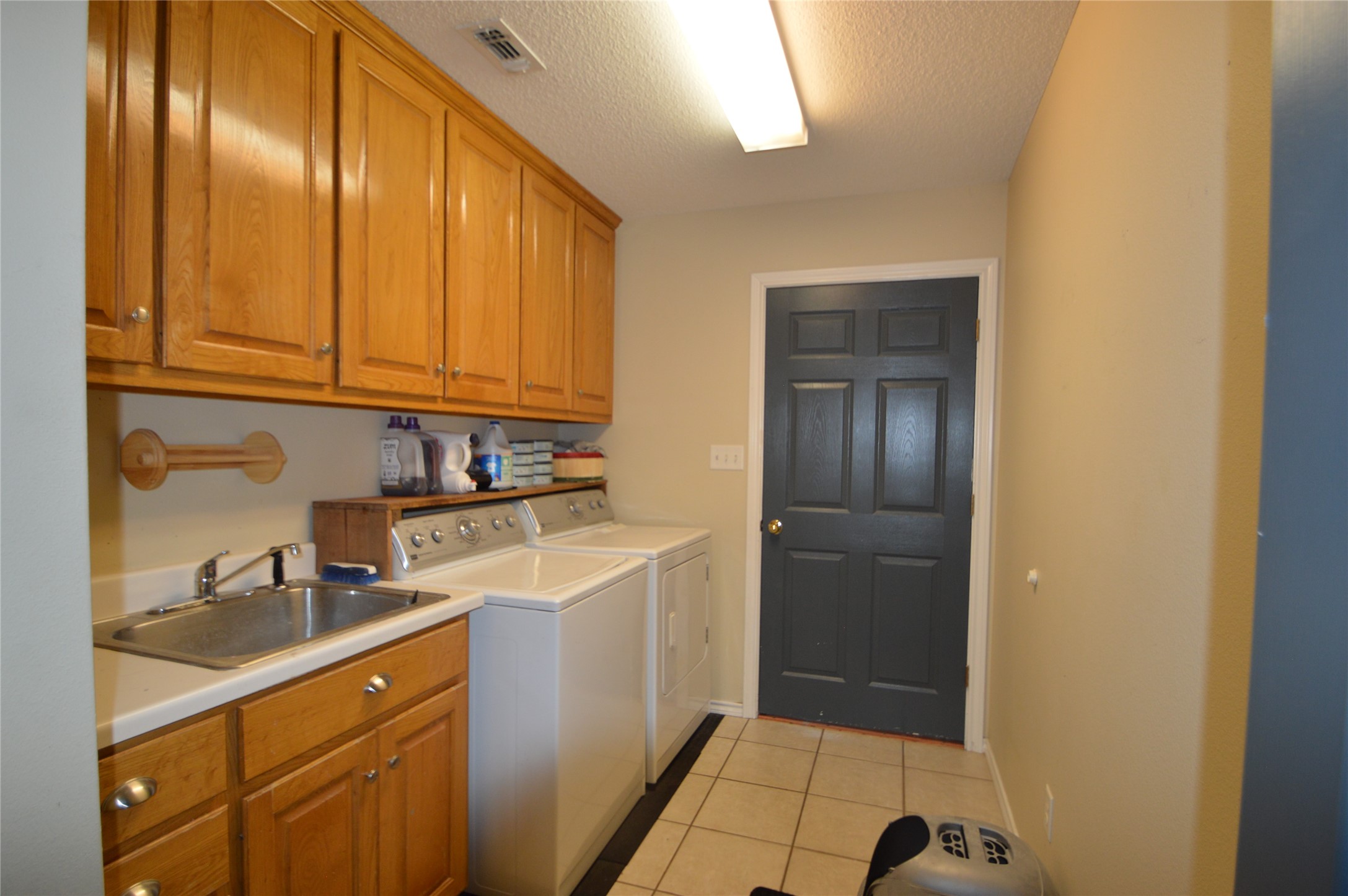 5913 Farm Road 1528 Klondike TX 75448