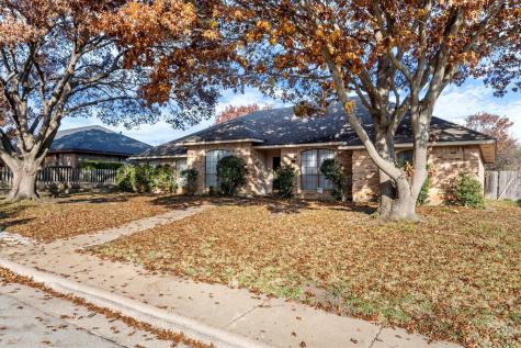 1331 Briarmeade Drive Duncanville TX 75137