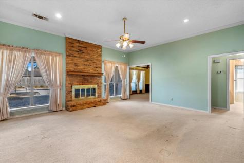 1331 Briarmeade Drive Duncanville TX 75137
