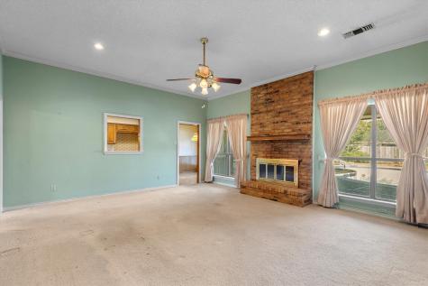 1331 Briarmeade Drive Duncanville TX 75137