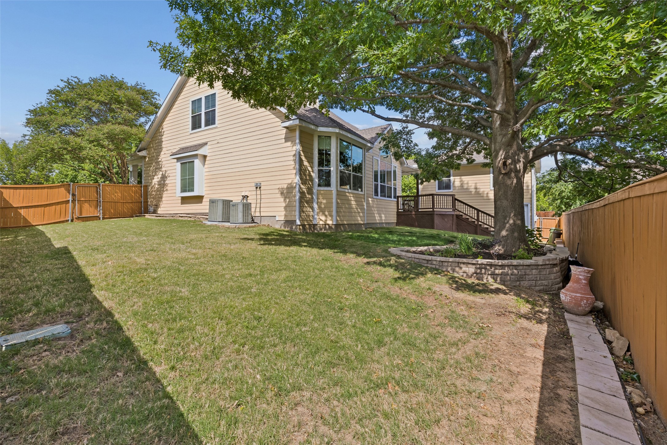 8120 Bridge Street North Richland Hills TX 76180
