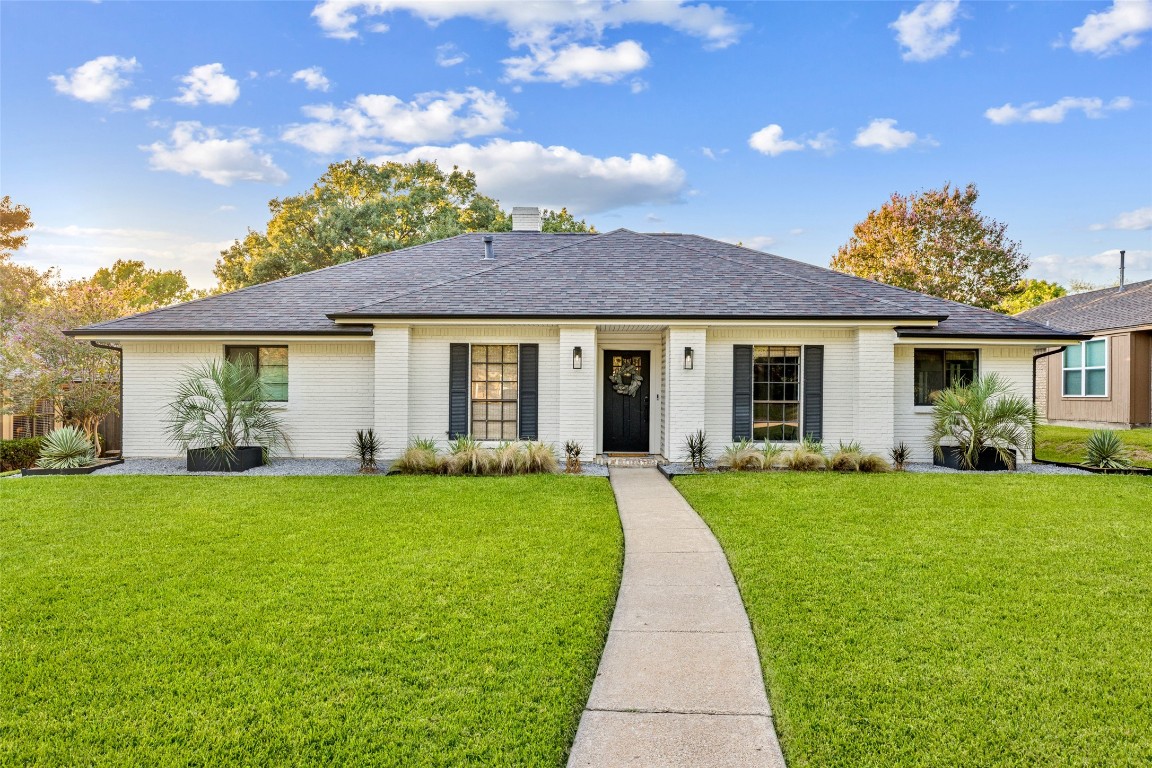 904 Village Green Drive Rockwall TX 75087