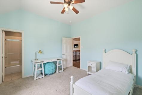 8810 Crockett Drive Argyle TX 76226