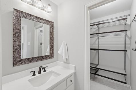 8810 Crockett Drive Argyle TX 76226