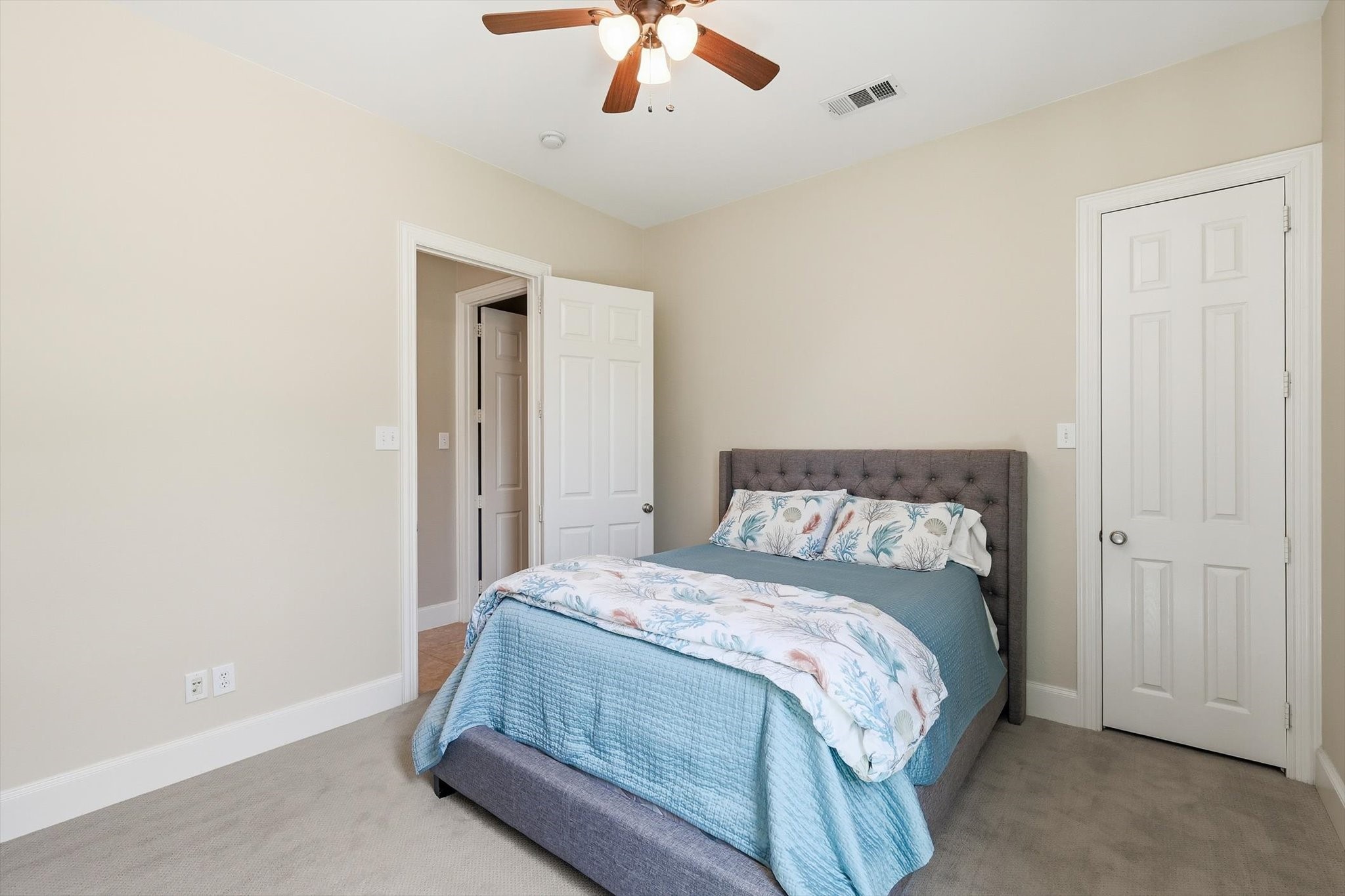 8810 Crockett Drive Argyle TX 76226