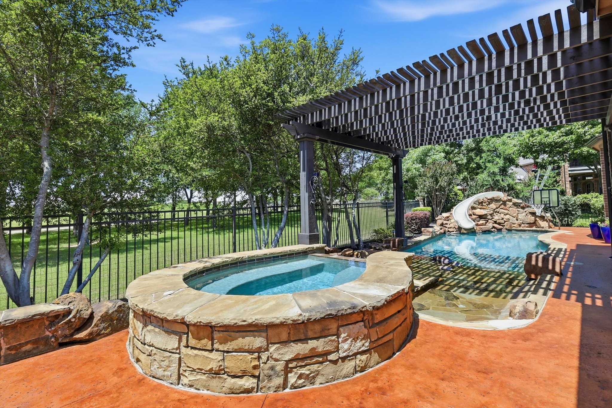 8810 Crockett Drive Argyle TX 76226