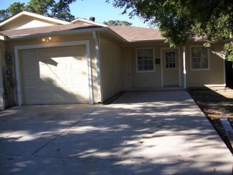 12111 Quail Drive Balch Springs TX 75180