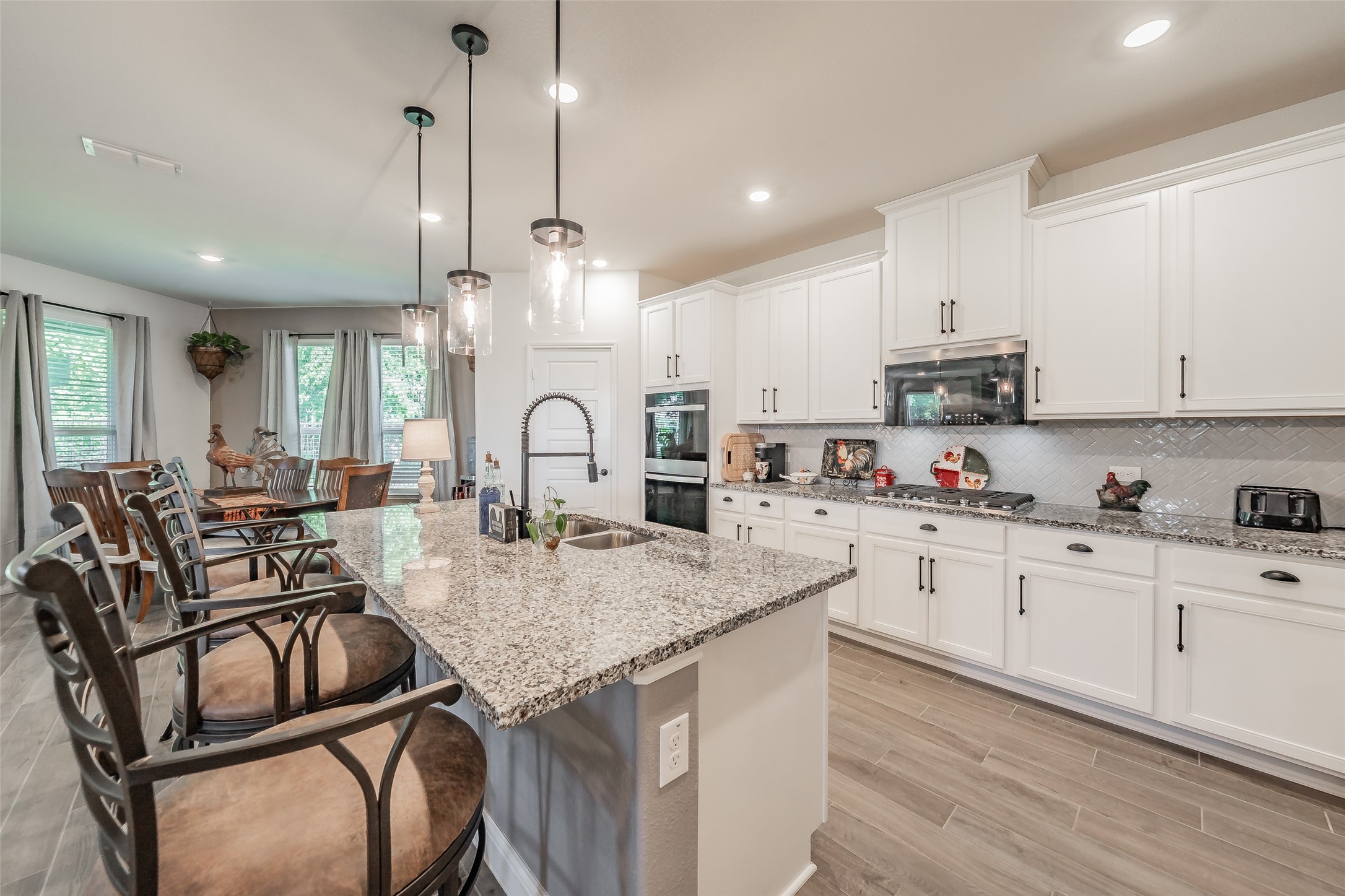 1041 Auburn Drive Justin TX 76247