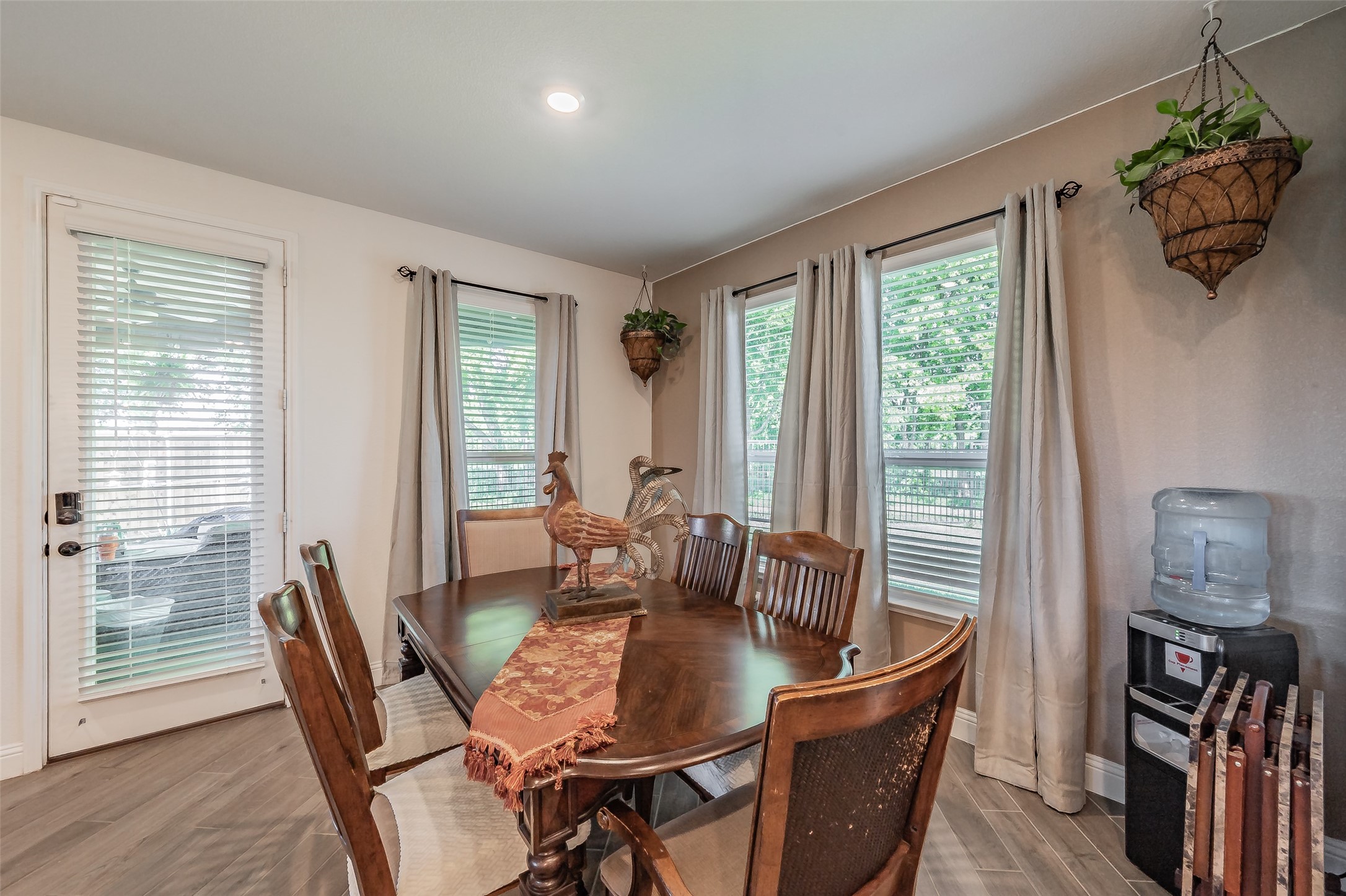 1041 Auburn Drive Justin TX 76247