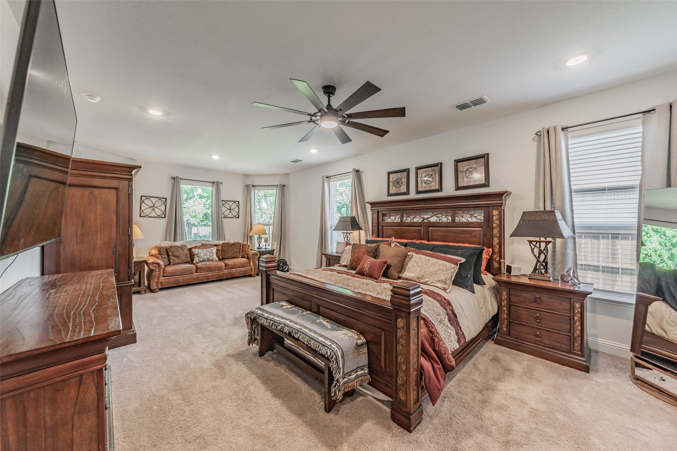 1041 Auburn Drive Justin TX 76247