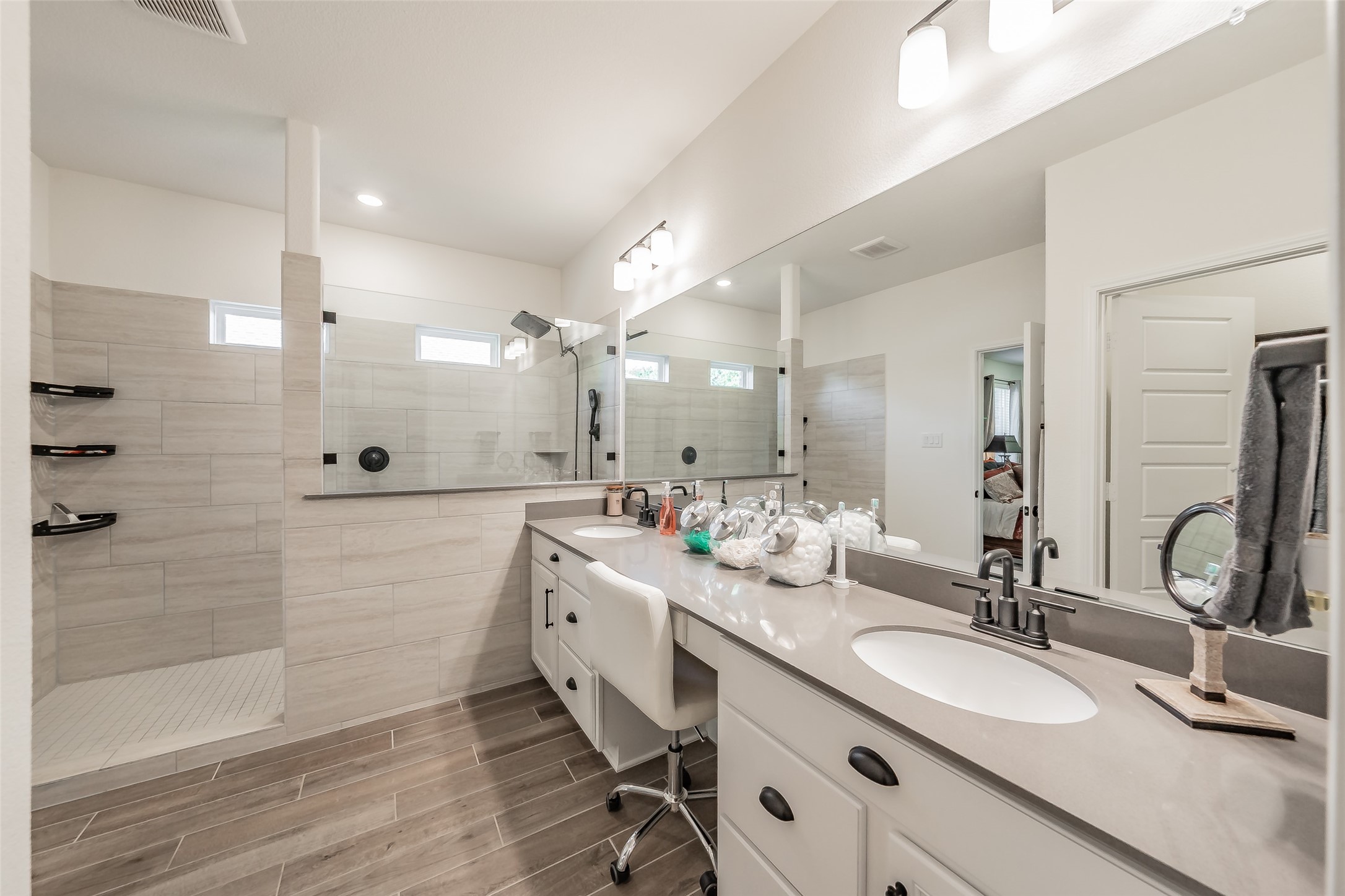 1041 Auburn Drive Justin TX 76247