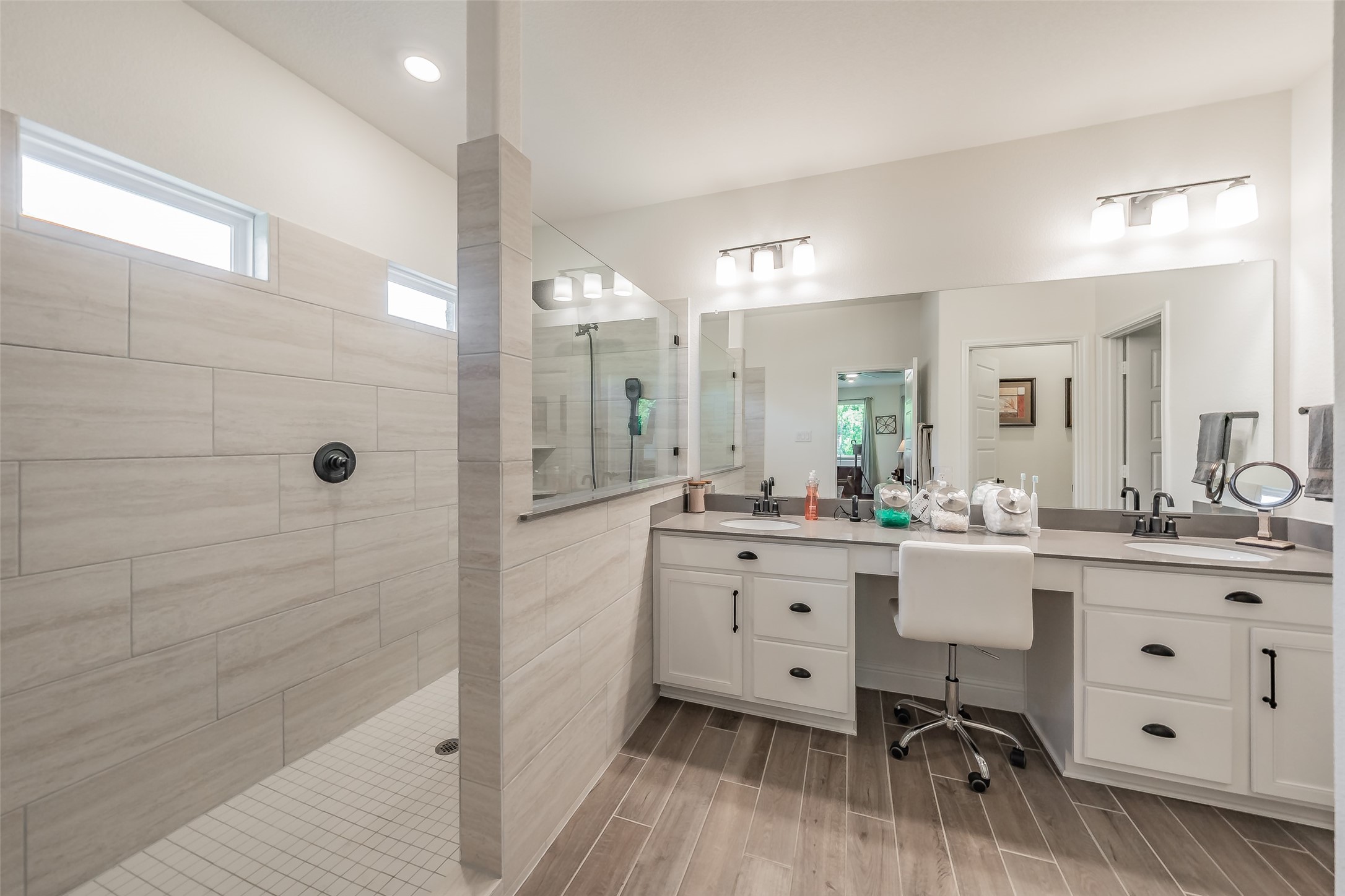 1041 Auburn Drive Justin TX 76247