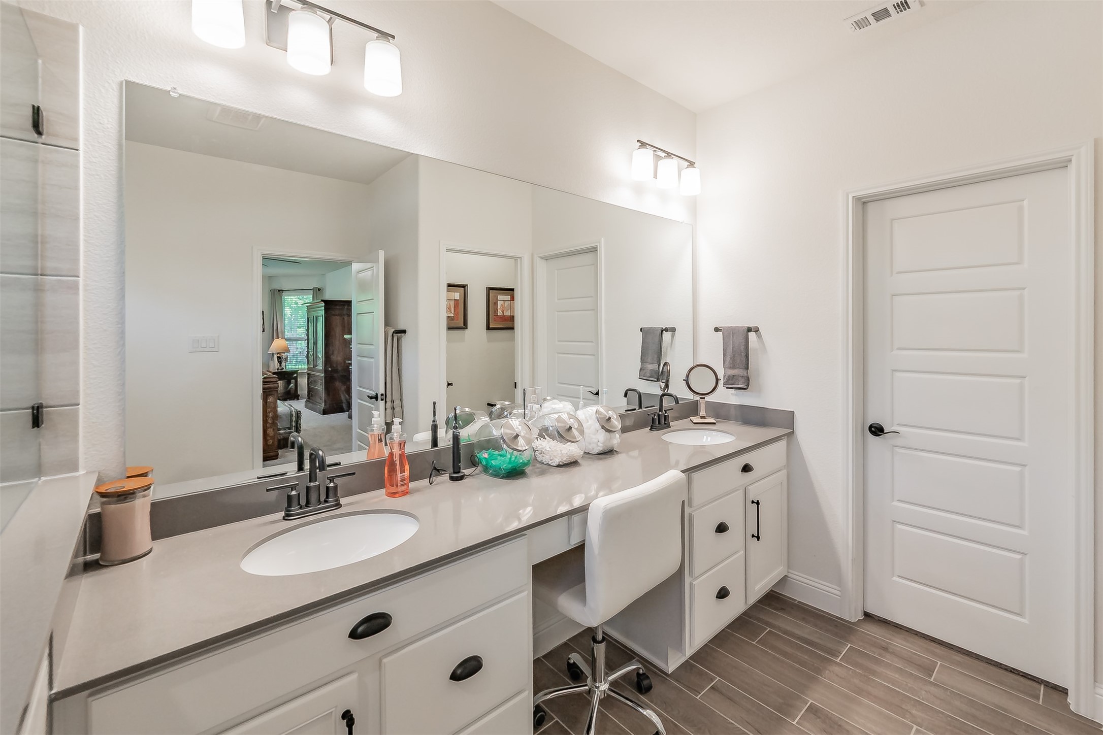 1041 Auburn Drive Justin TX 76247