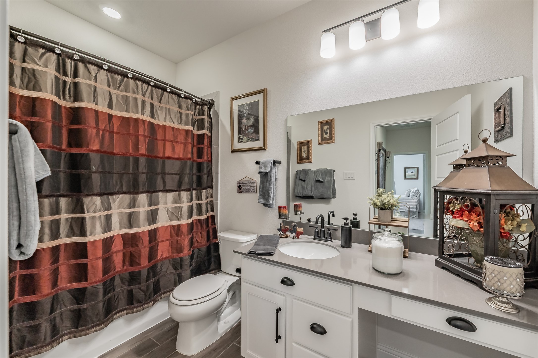 1041 Auburn Drive Justin TX 76247