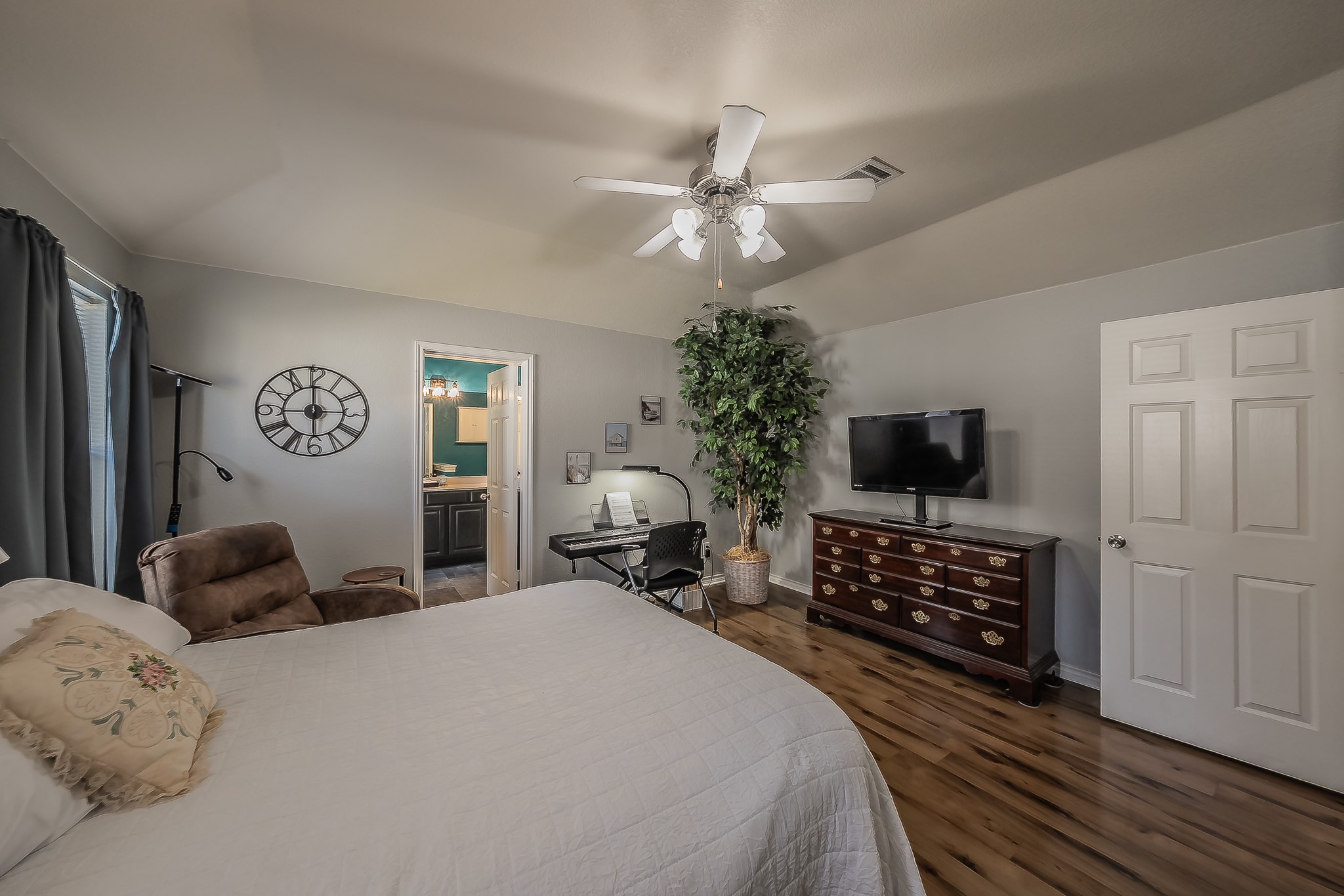 660 Rosario Lane Fort Worth TX 76052