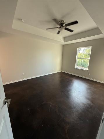 1710 E Avenue J Lampasas TX 76550