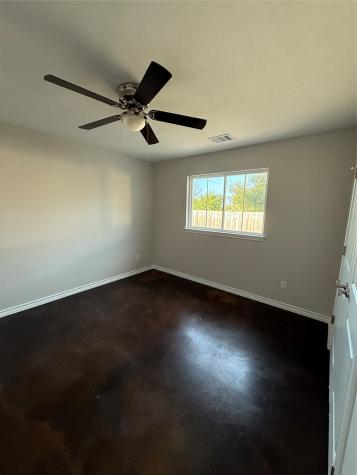 1710 E Avenue J Lampasas TX 76550