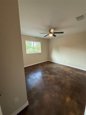 1710 E Avenue J Lampasas TX 76550