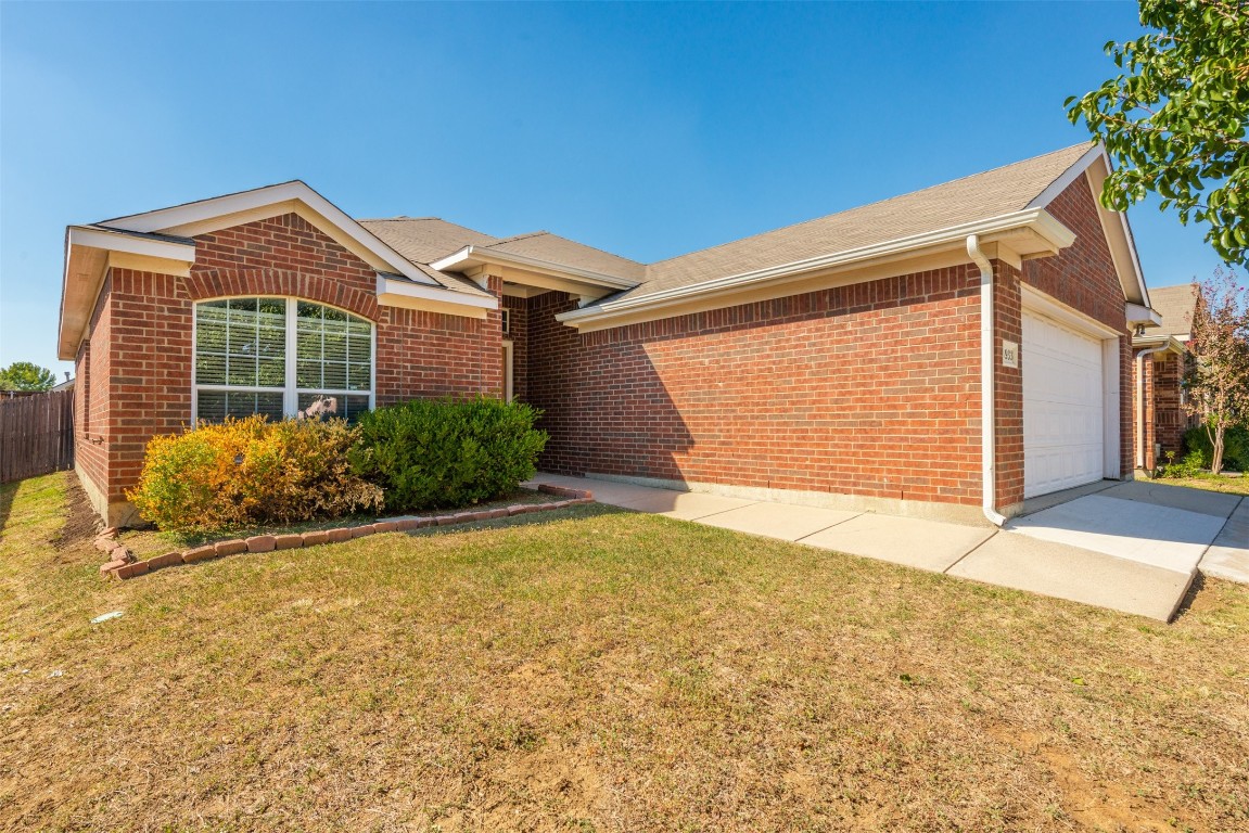 8933 Weller Lane Fort Worth TX 76244