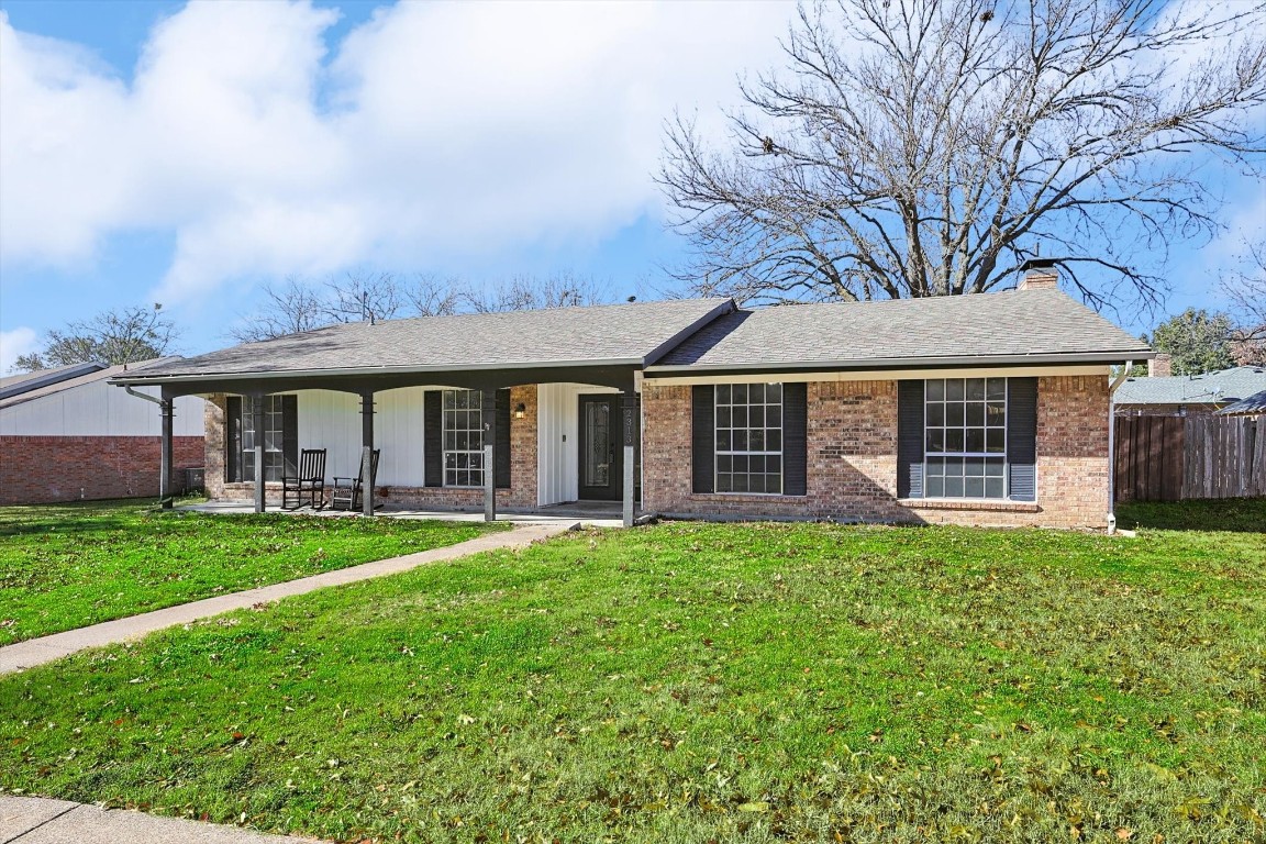 2313 Louise Lane Ennis TX 75119