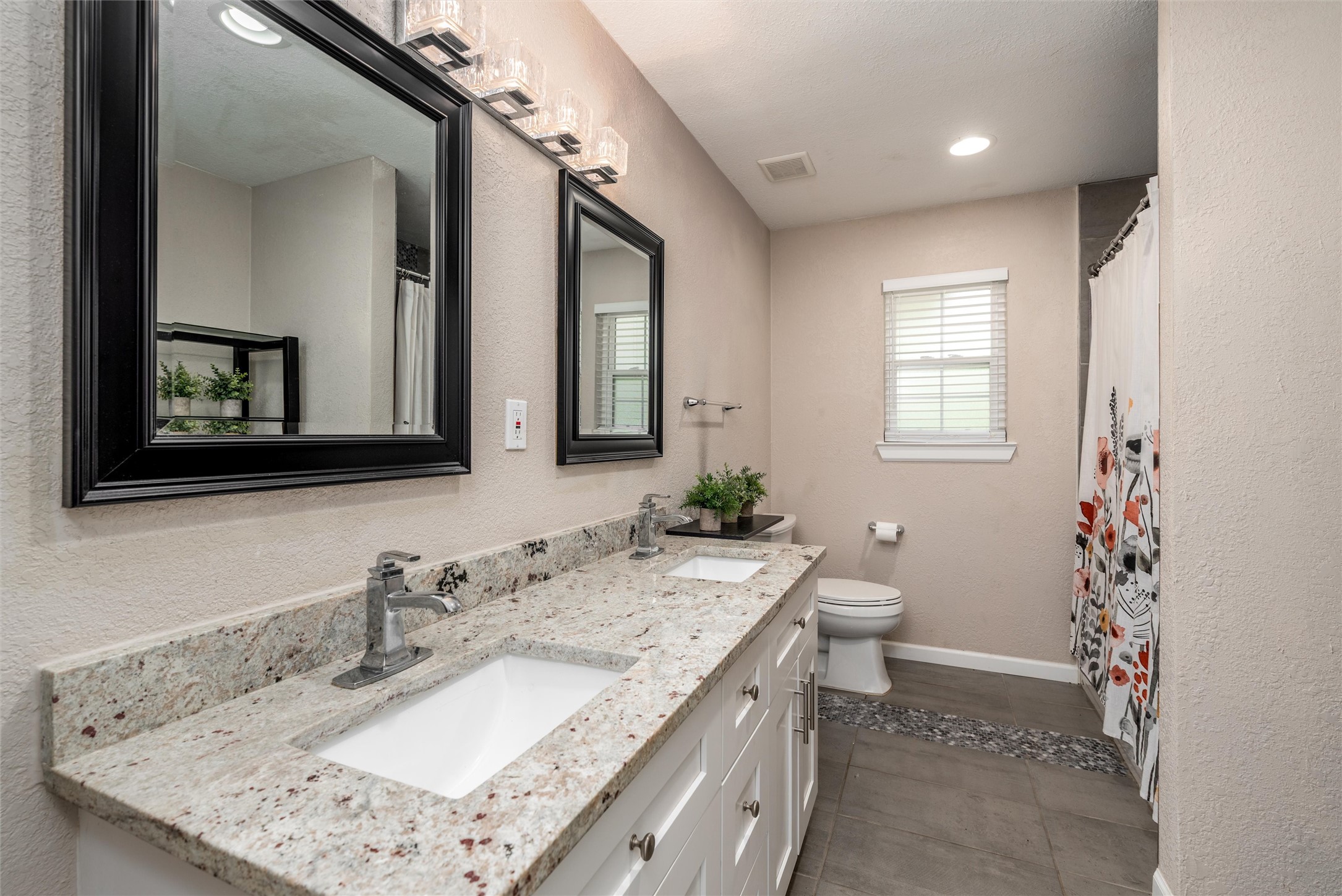 10515 Yorkford Drive Dallas TX 75238