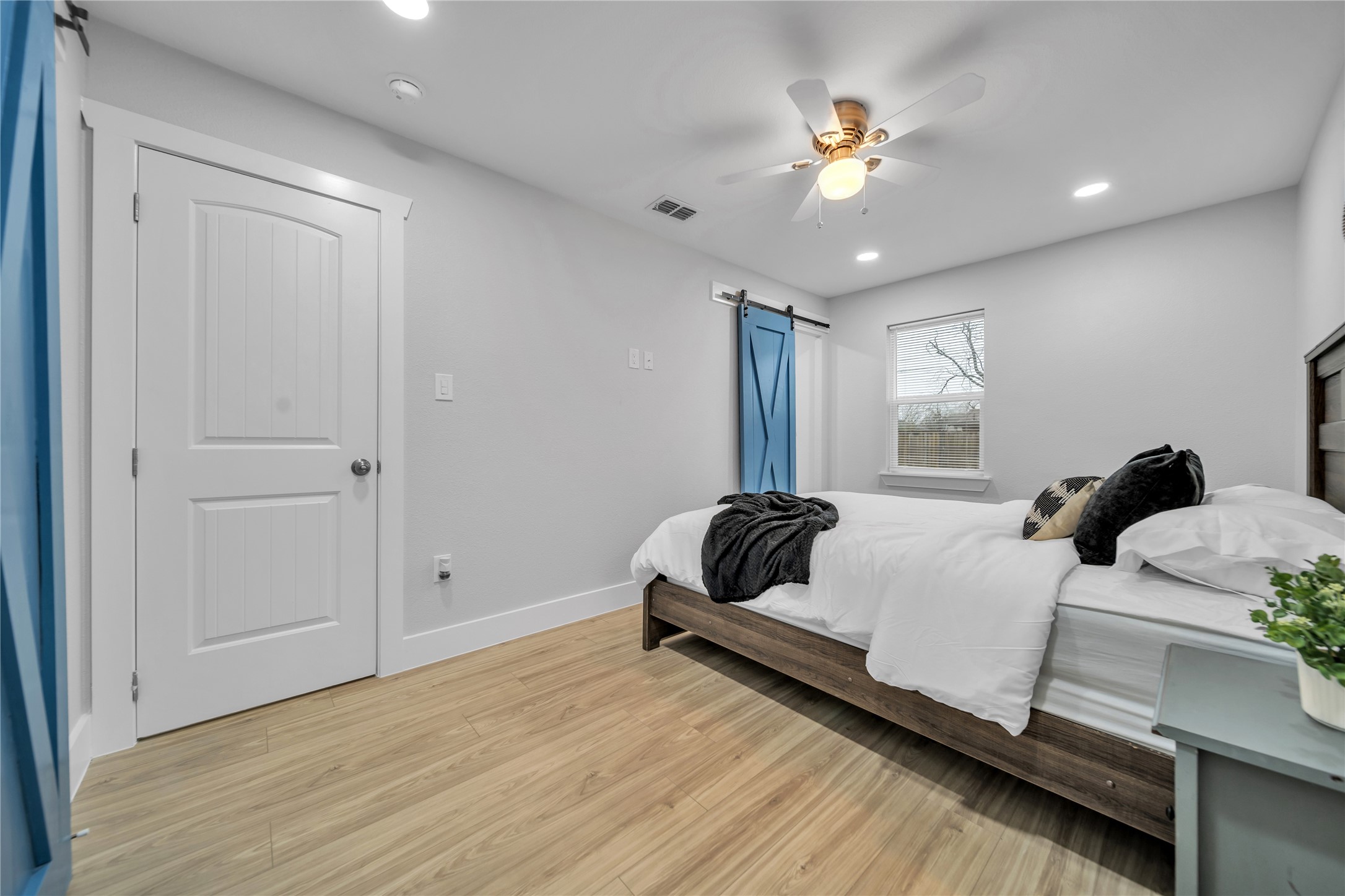 1213 Bowie Street Garland TX 75040