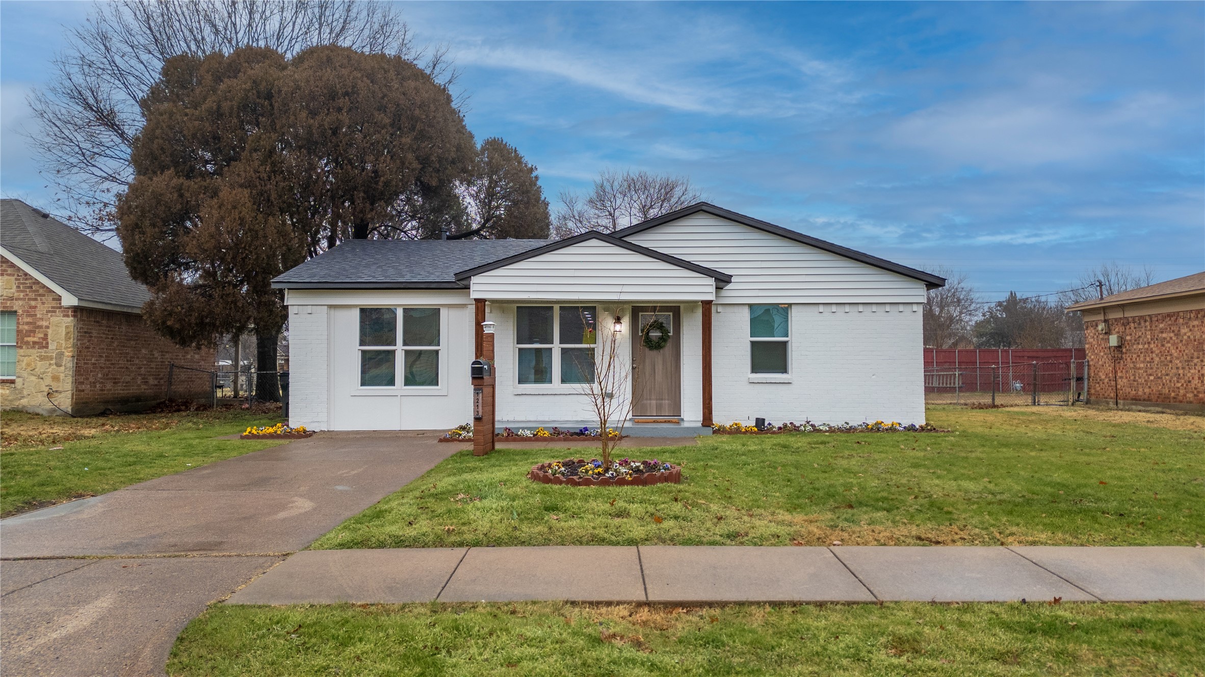 1213 Bowie Street Garland TX 75040