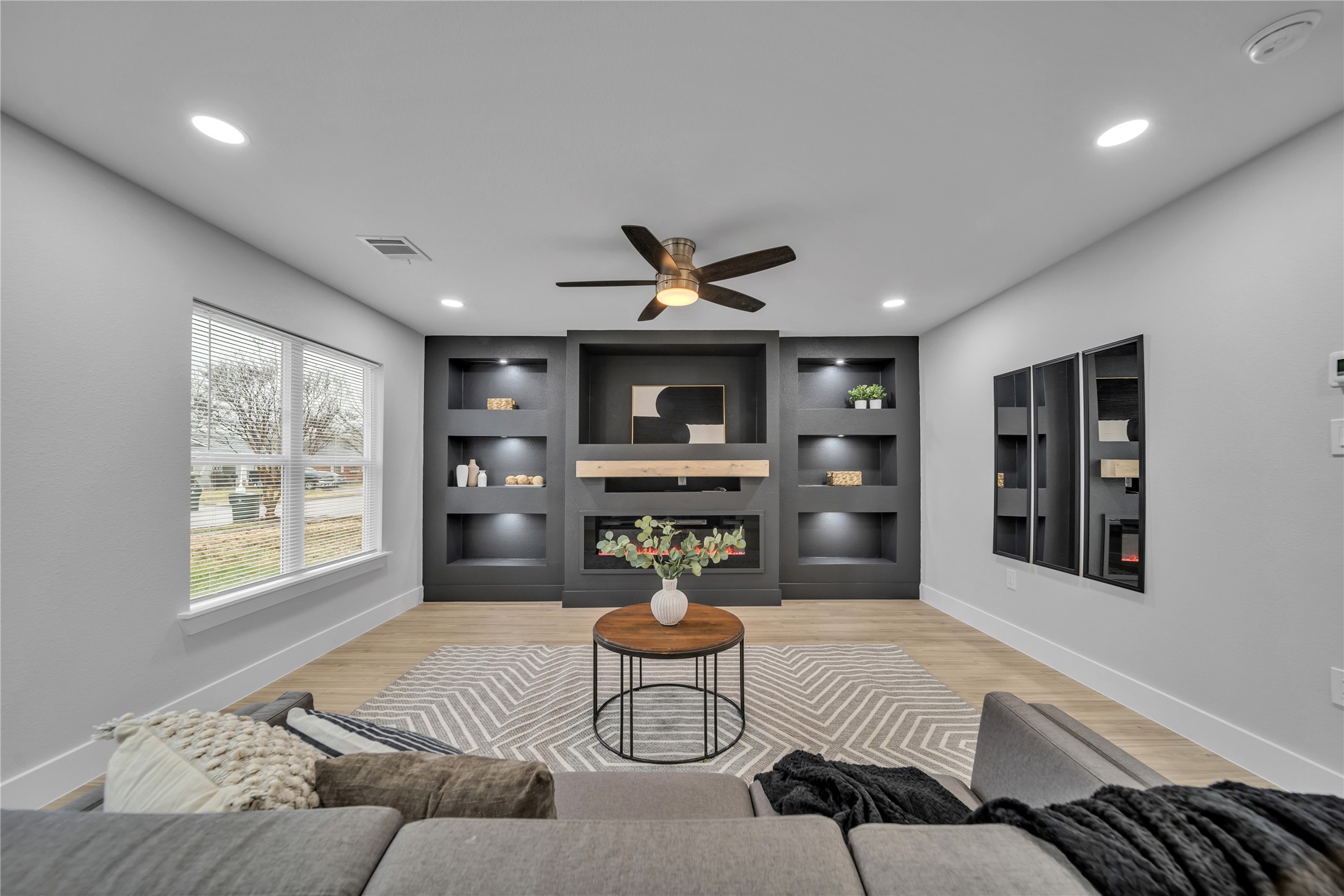 1213 Bowie Street Garland TX 75040