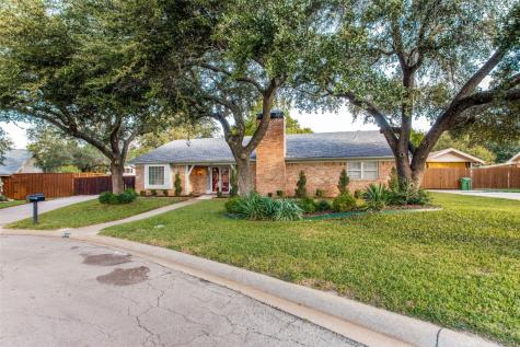 6405 Heidelburg Court North Richland Hills TX 76180