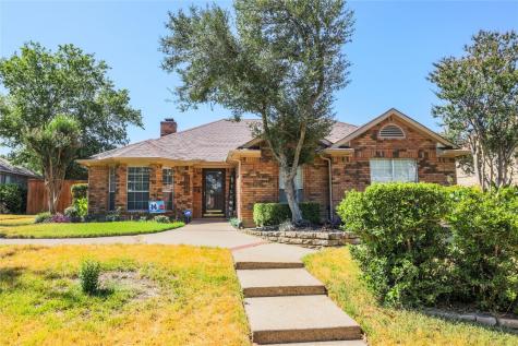 1604 Weatherstone Drive Desoto TX 75115