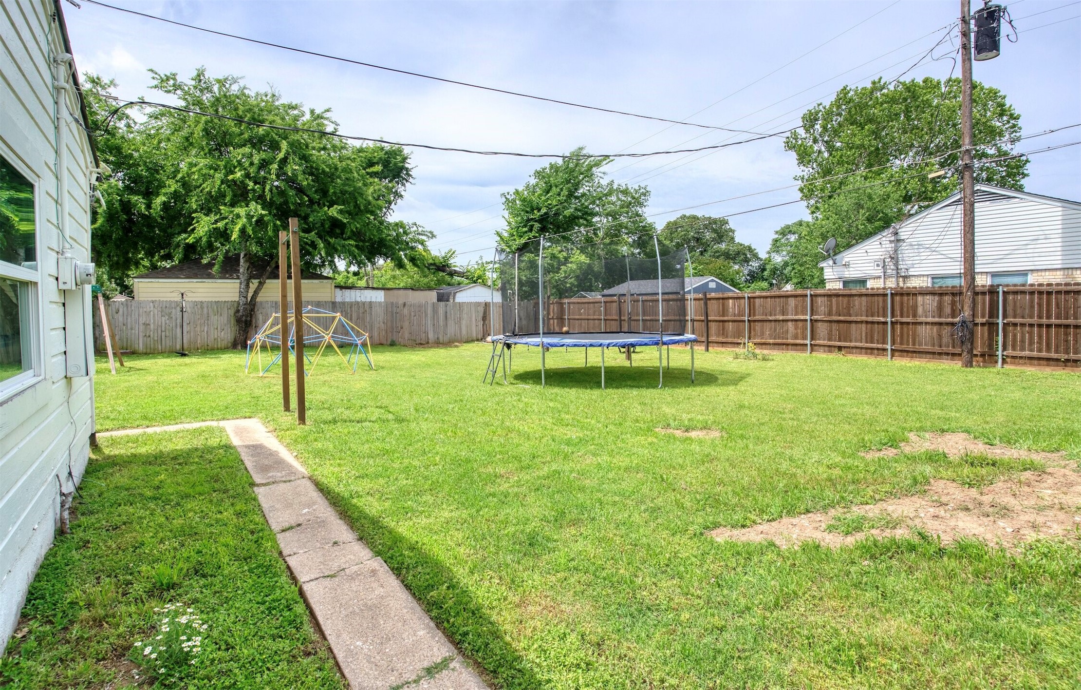 1601 Rindie Street Irving TX 75060