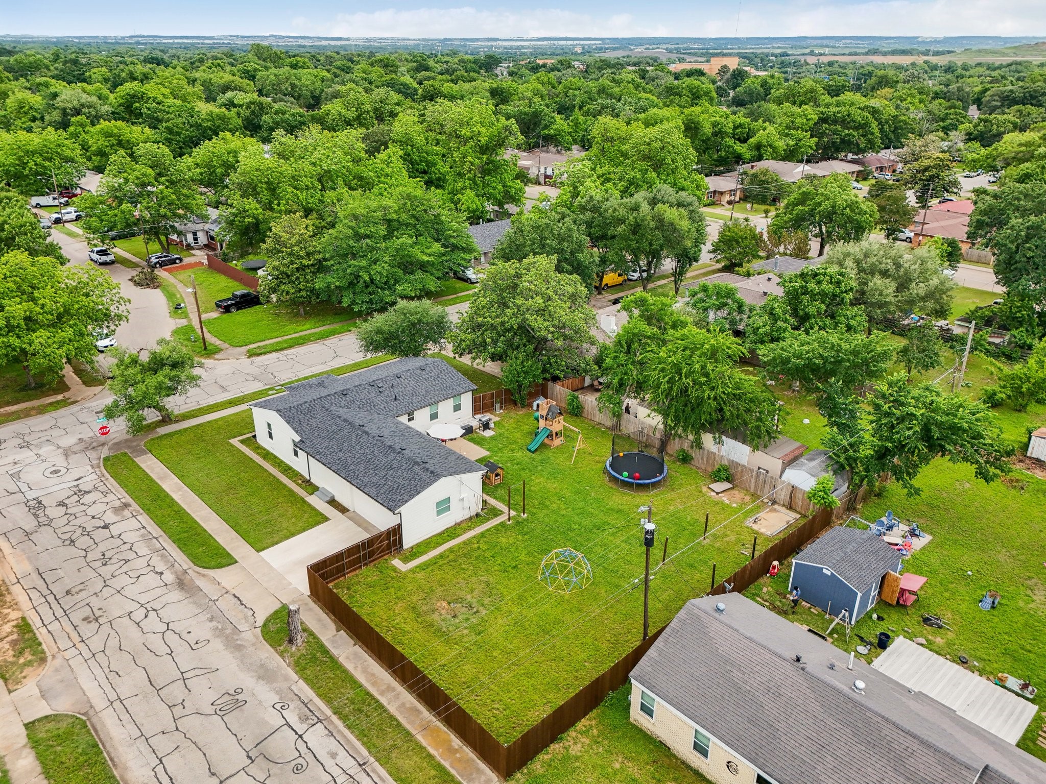 1601 Rindie Street Irving TX 75060
