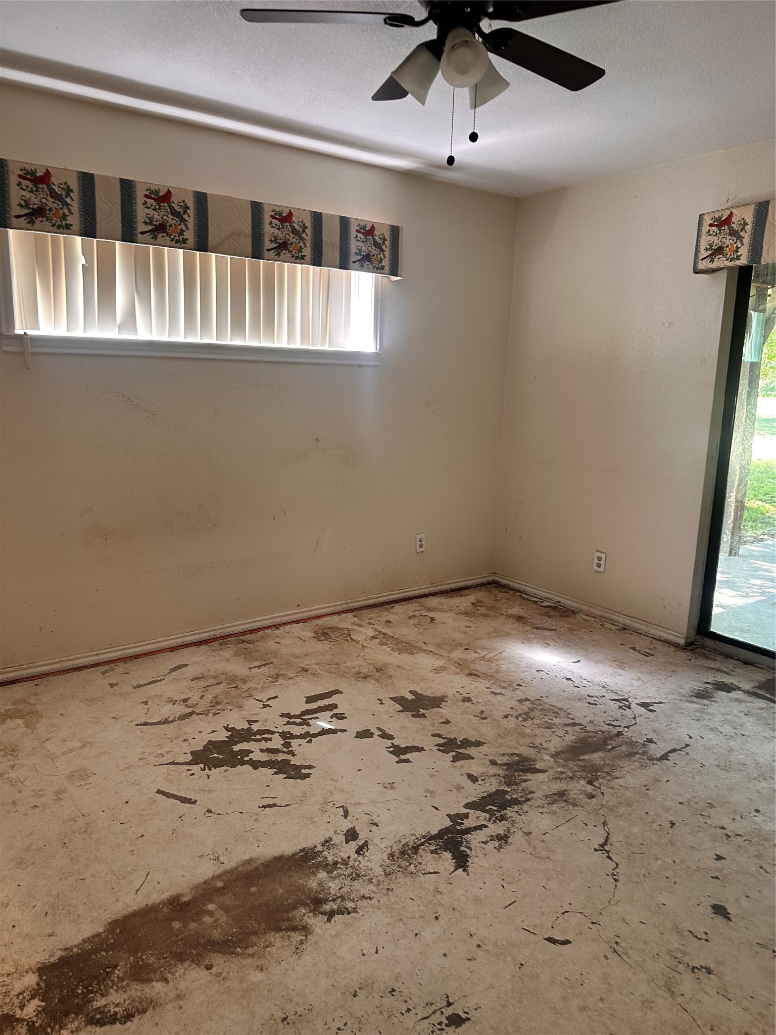 8348 Fm 2860 Oak Grove TX 75142