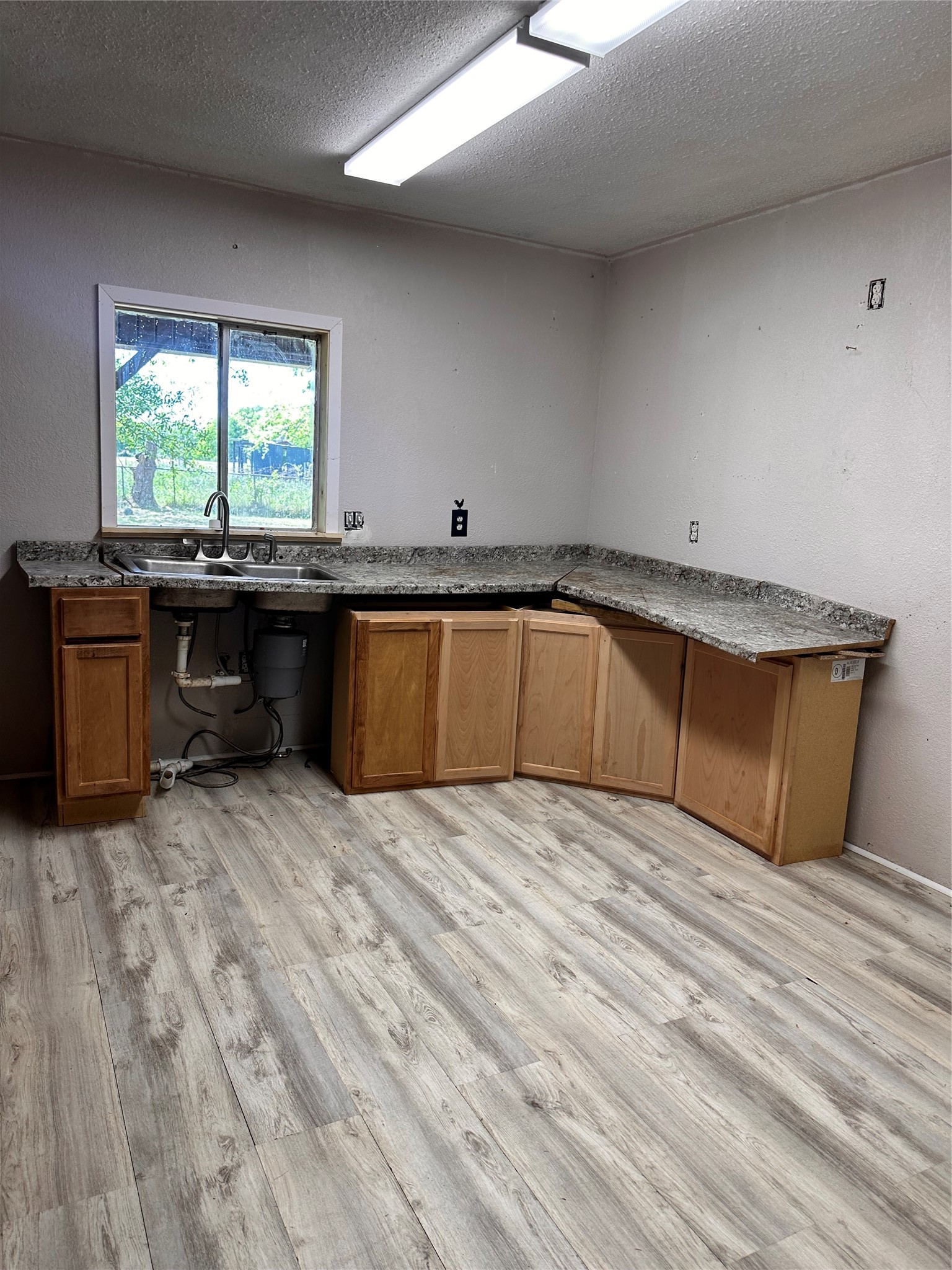 8348 Fm 2860 Oak Grove TX 75142