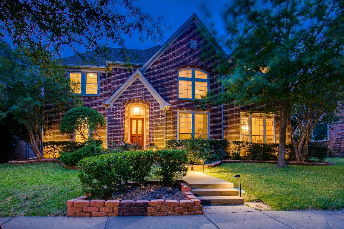 2300 Southern Oak Drive Irving TX 75063