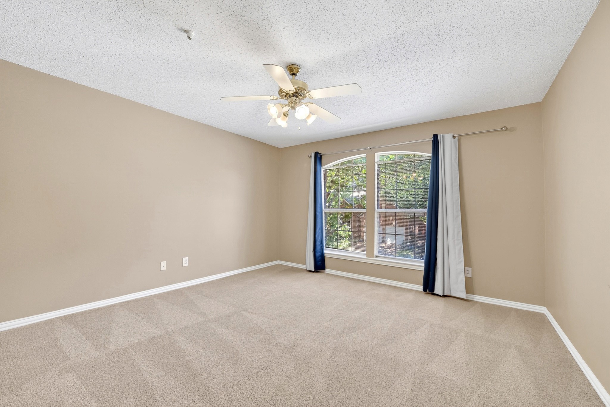 3792 Waterford Drive Addison TX 75001