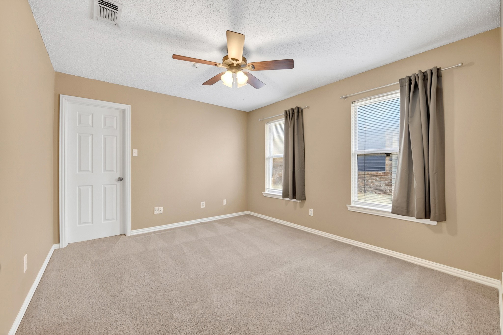 3792 Waterford Drive Addison TX 75001