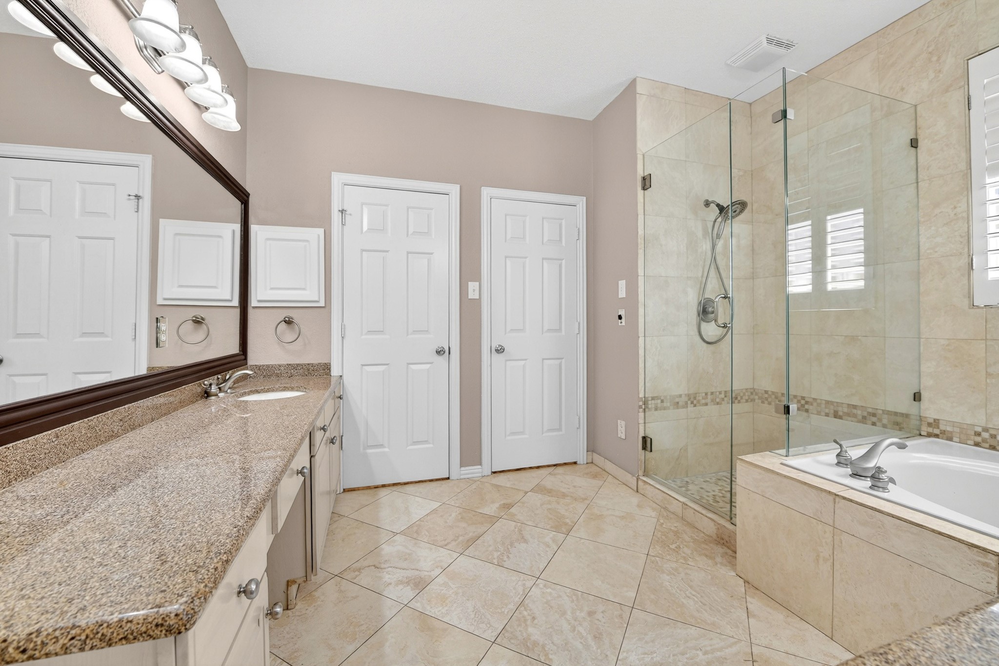 3792 Waterford Drive Addison TX 75001